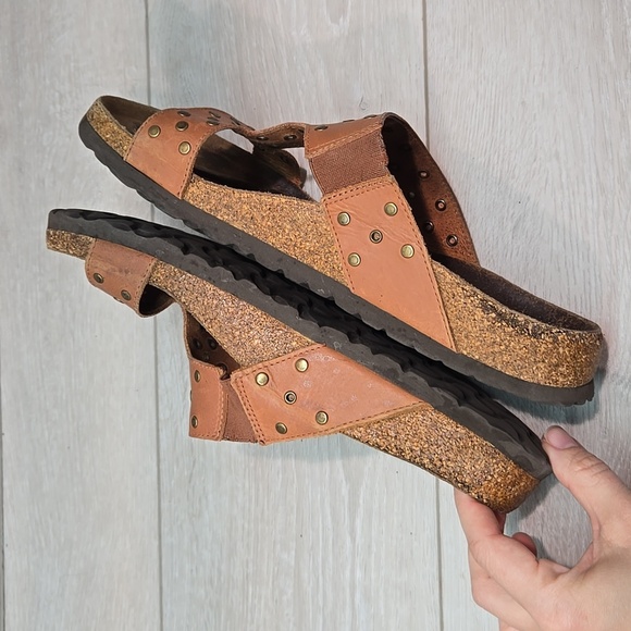 Betula By Birkenstock Women Studded Brown Slide Sandals Shoes Sz 40/9-9.5 Narrow - Picture 9 of 13